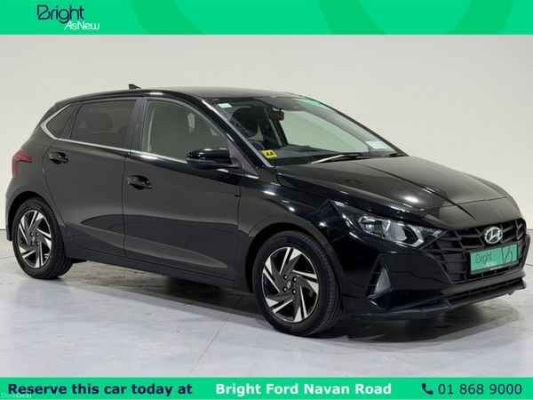 Hyundai i20 Hatchback, Petrol, 2022, Black