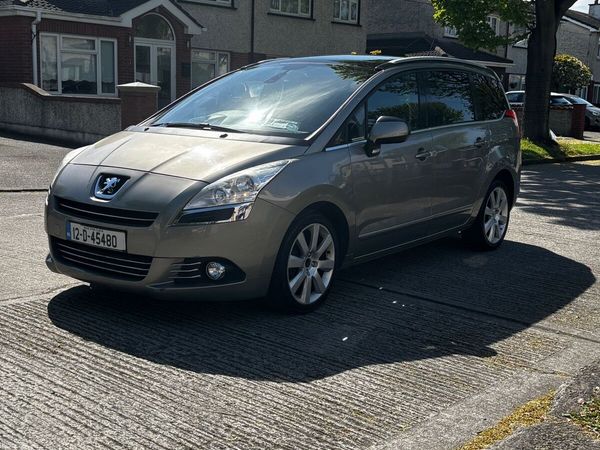 Peugeot 5008 MPV, Diesel, 2012, Grey