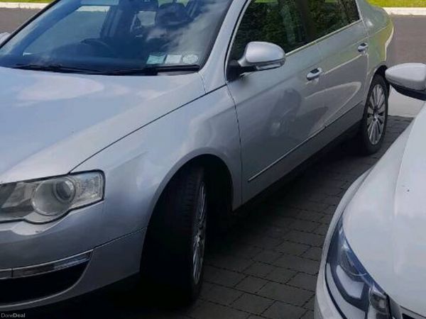 Volkswagen Passat Saloon, Diesel, 2009, Silver