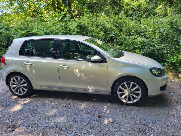 Volkswagen Golf Hatchback, Petrol, 2009, Silver