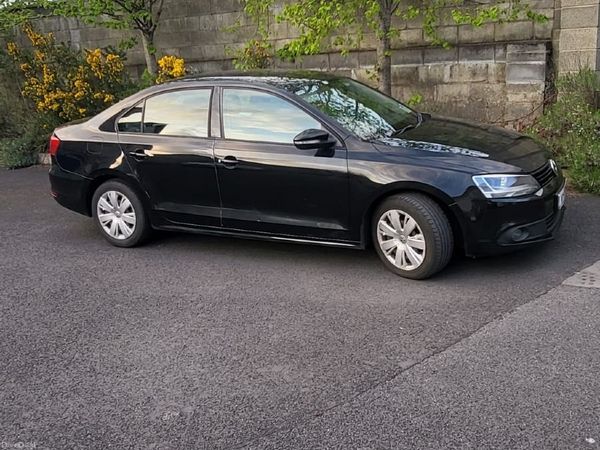 Volkswagen Jetta Saloon, Diesel, 2014, Black