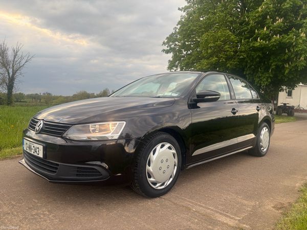 Volkswagen Jetta Saloon, Diesel, 2012, Black