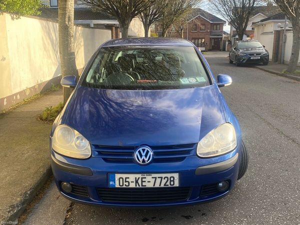 Volkswagen Golf Hatchback, Petrol, 2005, Blue
