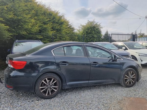 Toyota Avensis Saloon, Diesel, 2014, Grey