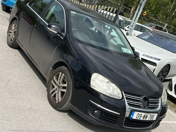 Volkswagen Jetta Saloon, Diesel, 2009, Black