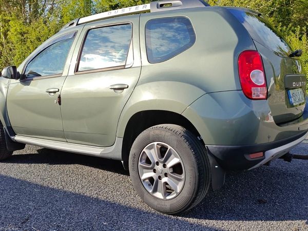 Dacia Duster SUV, Diesel, 2015, Green