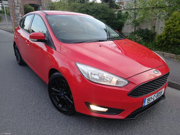 Ford Focus Hatchback, Diesel, 2015, Red
