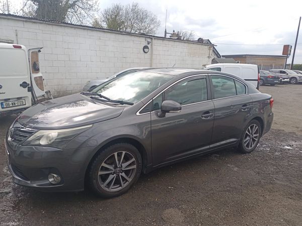 Toyota Avensis Saloon, Diesel, 2013, Grey