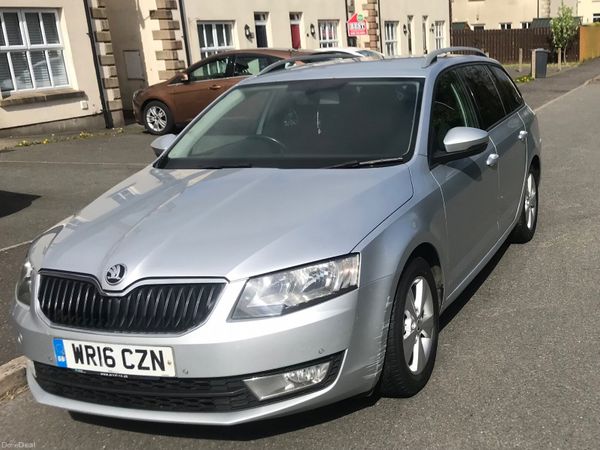 Skoda Octavia Estate, Diesel, 2016, Silver