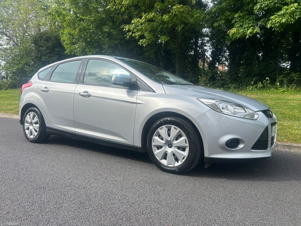 Ford Focus Hatchback, Diesel, 2011, Silver
