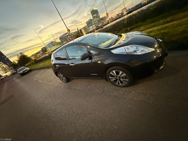 Nissan Leaf Hatchback, Electric, 2016, Black