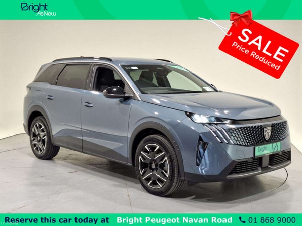 Peugeot 5008 MPV, Petrol, 2025, Blue