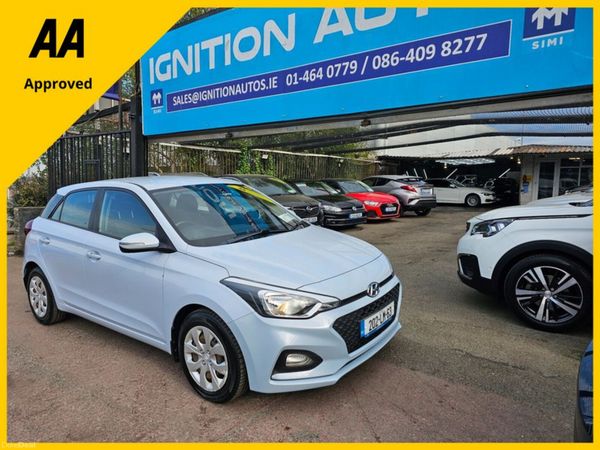 Hyundai i20 Hatchback, Petrol, 2020, Blue