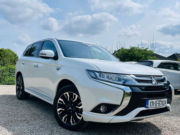 Mitsubishi Outlander SUV, Petrol Plug-in Hybrid, 2017, White