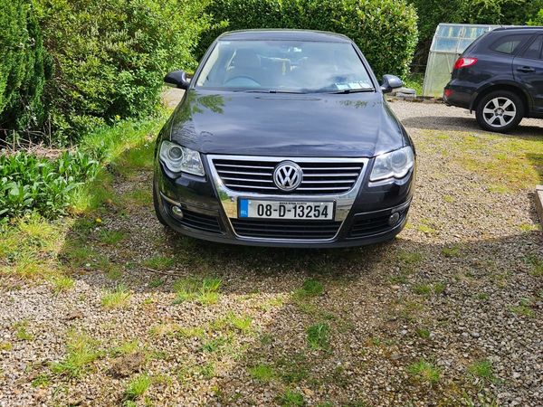 Volkswagen Passat Saloon, Petrol, 2008, Black