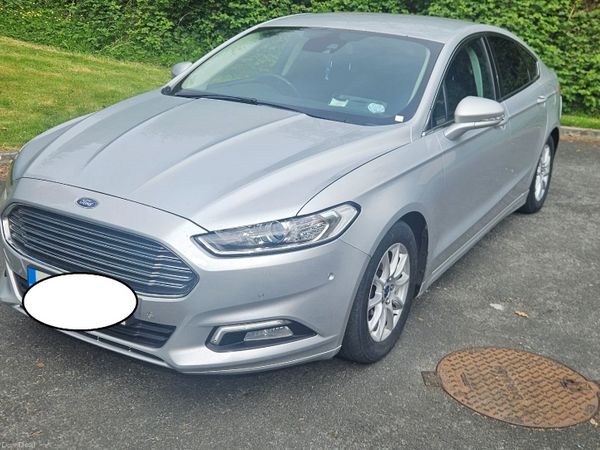 Ford Mondeo Hatchback, Diesel, 2017, Silver