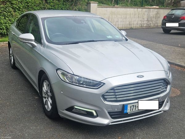 Ford Mondeo Hatchback, Diesel, 2017, Silver