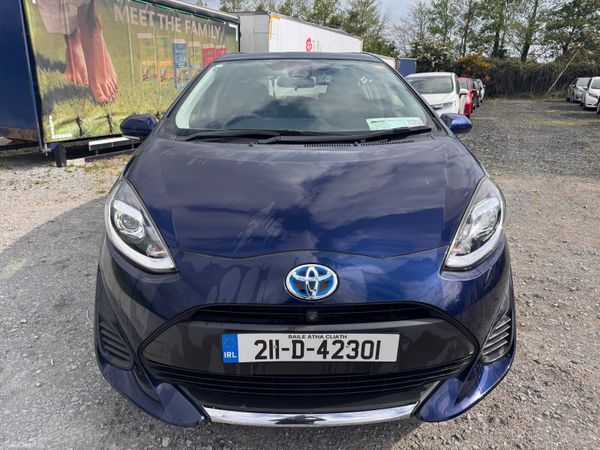 Toyota Aqua Hatchback, Petrol Hybrid, 2021, Blue