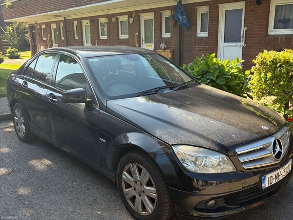 Mercedes-Benz C-Class Saloon, Diesel, 2010, Black