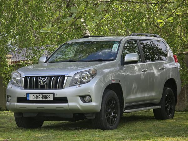 Toyota Land Cruiser SUV, Diesel, 2010, Silver