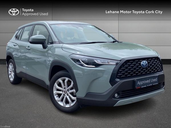 Toyota Corolla Cross Hatchback, Petrol Hybrid, 2024, Green