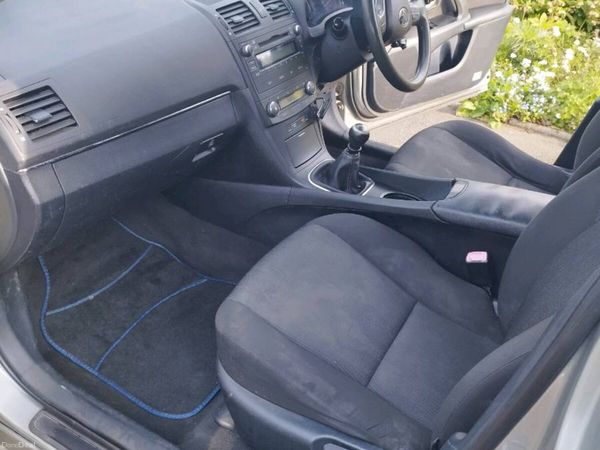 Toyota Avensis Estate, Diesel, 2011, Grey