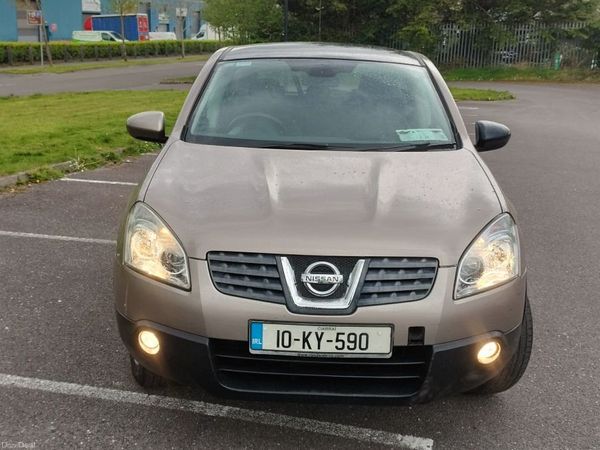 Nissan Qashqai Hatchback, Petrol, 2010, Brown