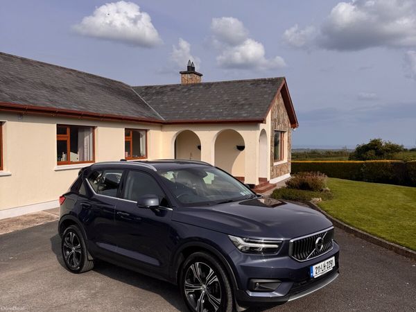 Volvo XC40 Estate, Petrol, 2021, Blue