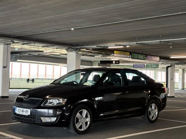 Skoda Octavia Saloon, Diesel, 2015, Black