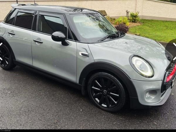 Mini Cooper Hatchback, Diesel, 2018, Grey