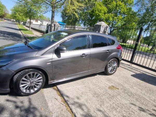 Ford Focus Hatchback, Diesel, 2018, Grey