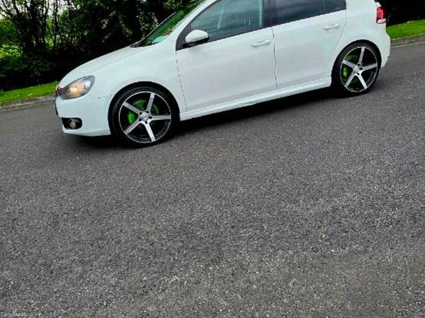 Volkswagen Golf Hatchback, Diesel, 2012, White
