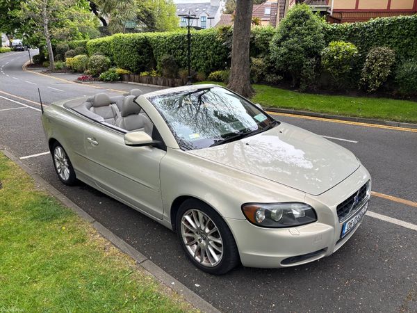 Volvo C70 Convertible, Petrol, 2006, Gold