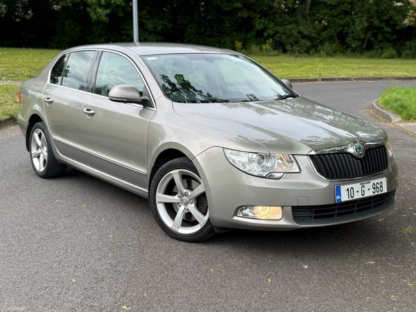 Skoda Superb Saloon, Diesel, 2010, Beige