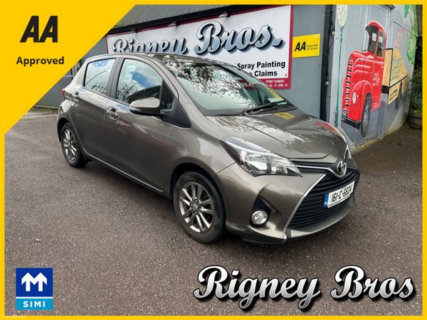 Toyota Yaris Hatchback, Petrol, 2016, Grey