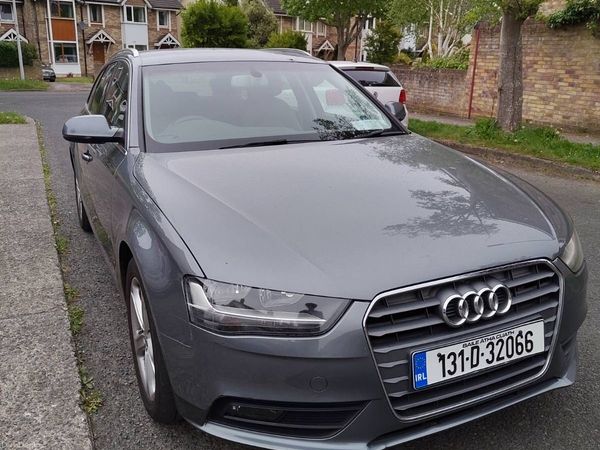 Audi A4 Estate, Petrol, 2013, Grey