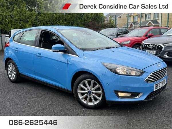 Ford Focus Hatchback, Diesel, 2017, Blue