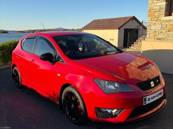 SEAT Ibiza Hatchback, Petrol, 2012, Red