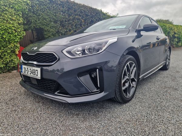 Kia Ceed Hatchback, Petrol, 2021, Grey