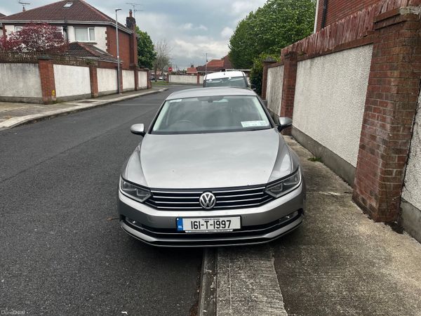 Volkswagen Passat Saloon, Diesel, 2016, Silver