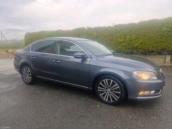 Volkswagen Passat Saloon, Diesel, 2013, Grey