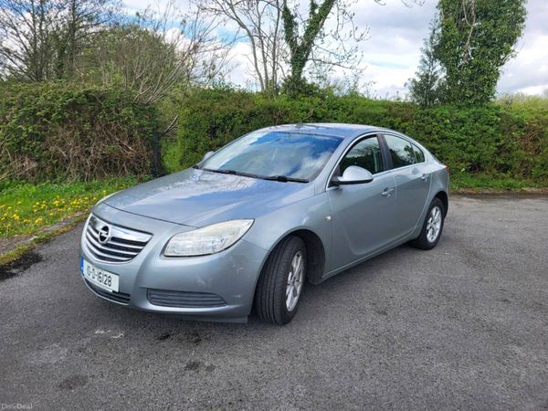 Opel Insignia Hatchback, Diesel, 2010, Silver