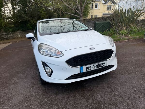 Ford Fiesta Hatchback, Diesel, 2019, White