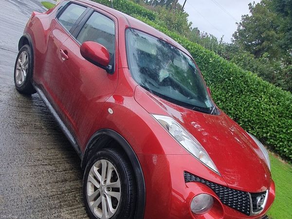 Nissan Juke SUV, Diesel, 2014, Red