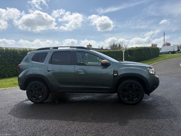 Dacia Duster SUV, Diesel, 2023, Green