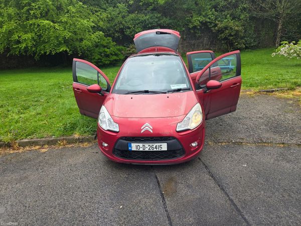 Citroen C3 Hatchback, Diesel, 2010, Red