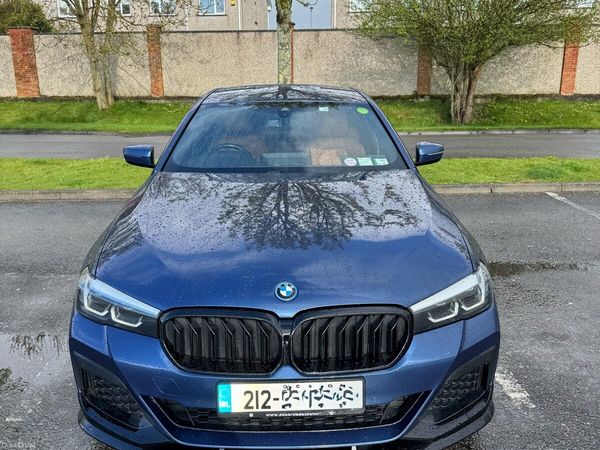 BMW 5-Series Saloon, Petrol Plug-in Hybrid, 2021, Blue
