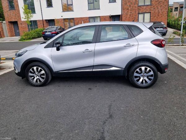 Renault Captur Hatchback, Petrol, 2019, Grey
