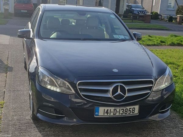 Mercedes-Benz E-Class Saloon, Diesel Hybrid, 2014, Blue