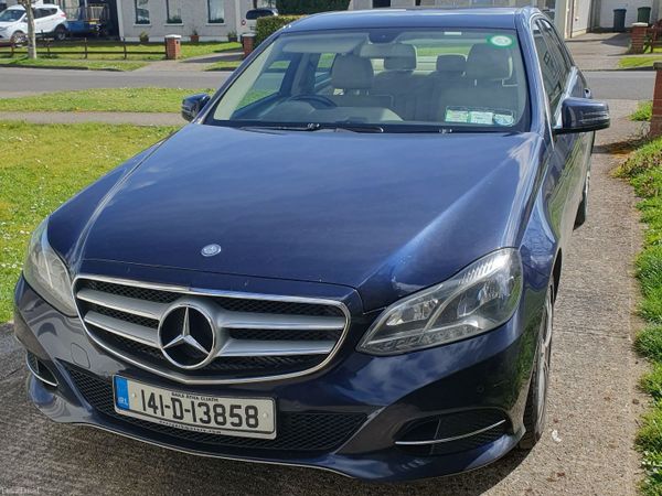 Mercedes-Benz E-Class Saloon, Diesel Hybrid, 2014, Blue